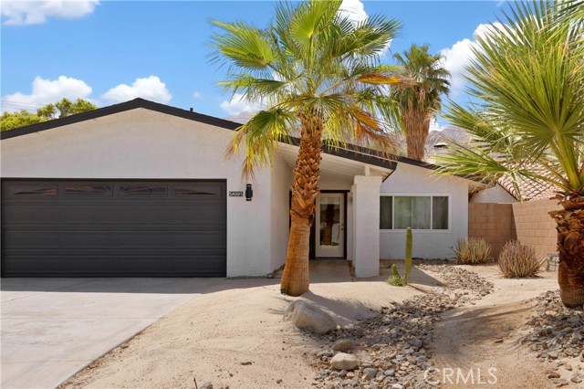 Detail Gallery Image 2 of 22 For 54085 Avenida Rubio, La Quinta,  CA 92253 - 3 Beds | 2 Baths