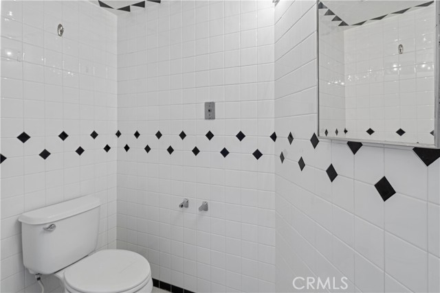 Detail Gallery Image 8 of 25 For 1021 S Reservoir, Pomona,  CA 91766 - 3 Beds | 2/1 Baths
