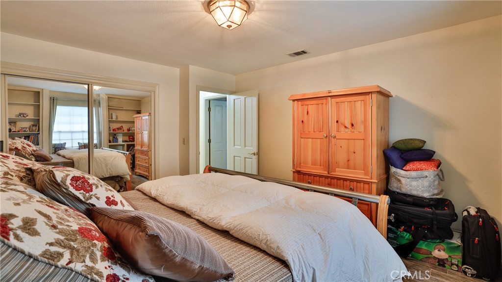 MLS #IV25073743 image #3