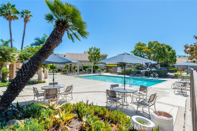 659 N Oxford Court, Orange CA: https://media.crmls.org/medias/b953e59f-5a2f-4fd7-b4dc-c6e439b2c2d7.jpg