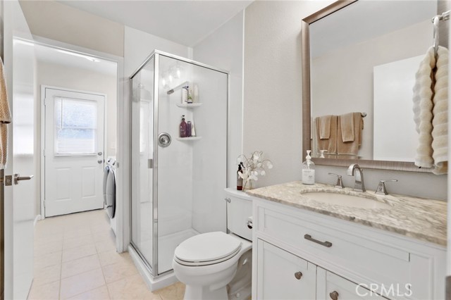 20071 Moontide Circle, Huntington Beach CA: https://media.crmls.org/medias/b95418f0-8d17-4343-9274-8e00044ce075.jpg
