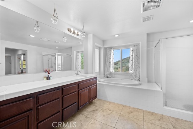 35424 Saddle Hill Road, Lake Elsinore CA: https://media.crmls.org/medias/b954a67e-2b73-4fa9-b492-4fc008df3519.jpg