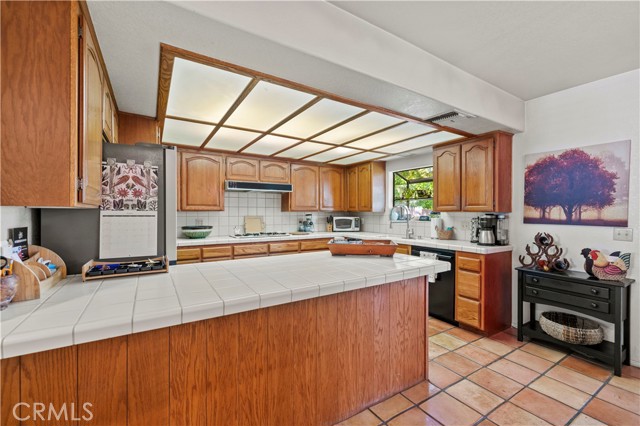 29034 Sheridan Road, Castaic CA: https://media.crmls.org/medias/b95508f4-d634-407f-8e14-6385faa5e36b.jpg