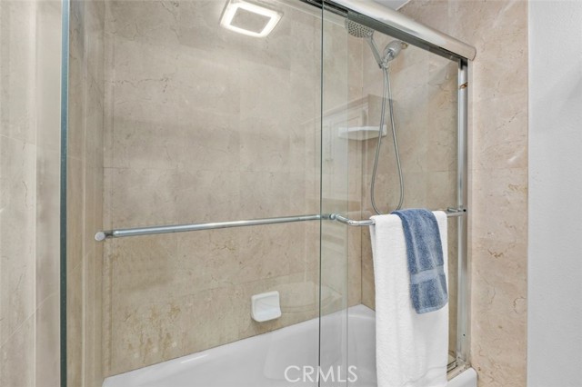 Detail Gallery Image 18 of 30 For 525 Vista Flora, Newport Beach,  CA 92660 - 3 Beds | 2/1 Baths