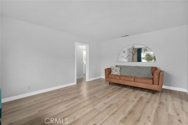 Detail Gallery Image 4 of 32 For 1421 Valencia, San Bernardino,  CA 92404 - 3 Beds | 2 Baths