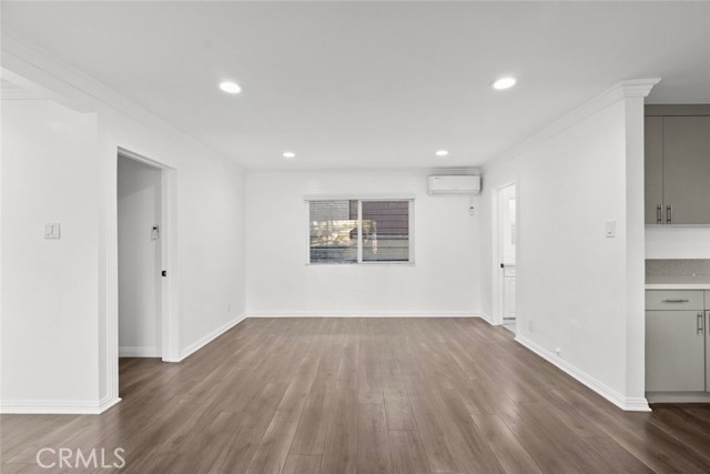 Detail Gallery Image 3 of 29 For 408 Spencer Street a,  Glendale,  CA 91202 - 3 Beds | 2 Baths