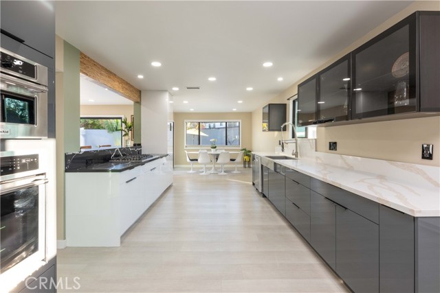 Image 18 of 64 For 7830 Ring Street