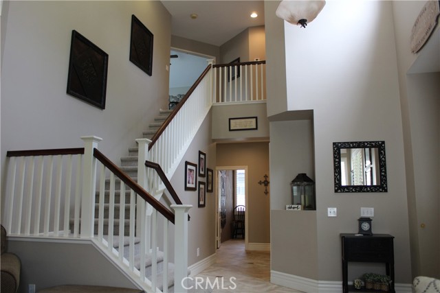 1338 Coral Gables Circle, Corona CA: https://media.crmls.org/medias/b958515b-a1f3-4047-b48d-3d4a7397beff.jpg