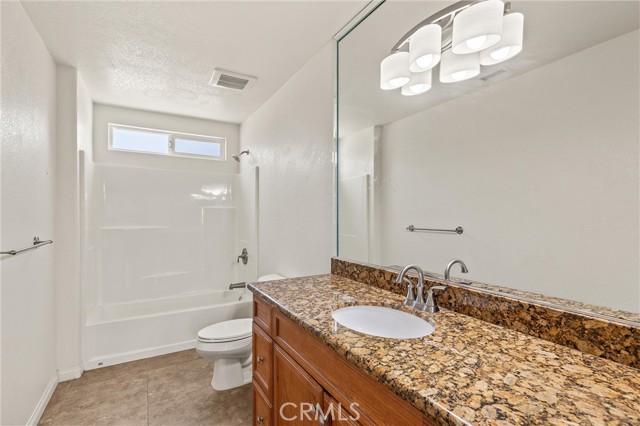 Detail Gallery Image 16 of 36 For 56595 Desert Gold Dr, Yucca Valley,  CA 92284 - 3 Beds | 2 Baths