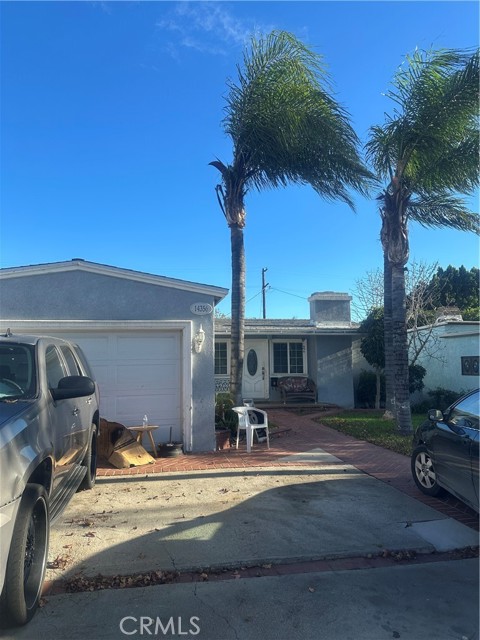 Detail Gallery Image 3 of 4 For 14356 Herron, Sylmar,  CA 91342 - 5 Beds | 3 Baths