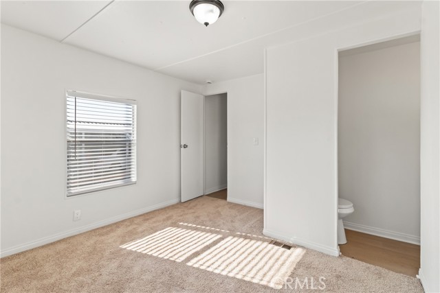 11420 Lee Avenue, Adelanto CA: https://media.crmls.org/medias/b95924a5-d72e-4023-aab1-3b050c33be7d.jpg