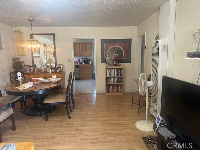 641 W 48th Street, San Bernardino CA: https://media.crmls.org/medias/b95a1cd5-a570-437f-9eda-35857524c6ad.jpg