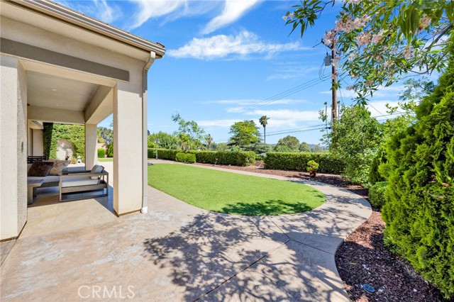 538 Francesca Lane, Glendora CA: https://media.crmls.org/medias/b95a40bf-84ac-493f-a779-52f1ea61fe5b.jpg