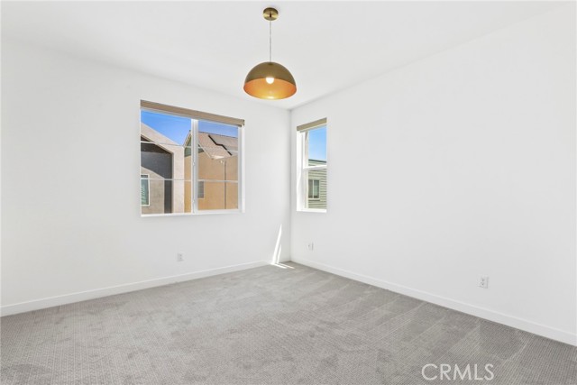 27124 Purple Sage Court, Valencia CA: https://media.crmls.org/medias/b95acef9-0a3a-46a3-a462-d3f3fe487539.jpg