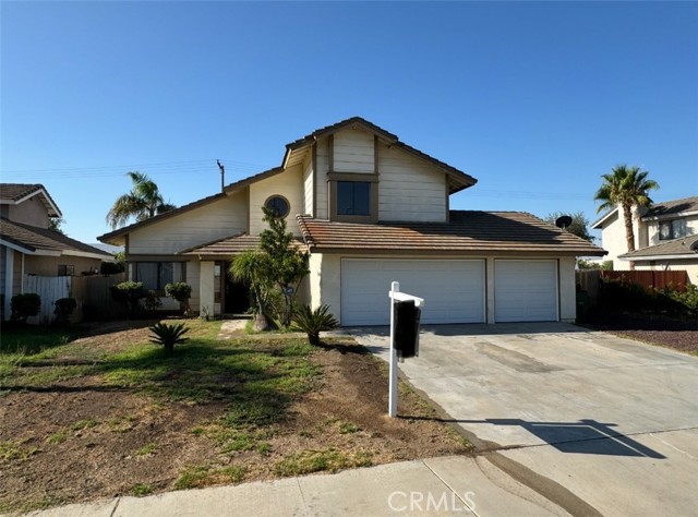 Detail Gallery Image 1 of 8 For 24341 Carman Ln, Moreno Valley,  CA 92551 - 3 Beds | 2/1 Baths