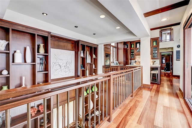 Detail Gallery Image 16 of 47 For 436 32nd St., Manhattan Beach,  CA 90266 - 4 Beds | 4 Baths