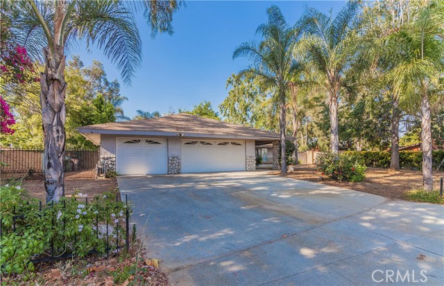 519 S Walnut Ave, San Dimas, CA 91773