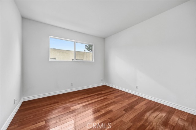 Detail Gallery Image 20 of 29 For 9637 via Rimini #121,  Burbank,  CA 91504 - 3 Beds | 3 Baths