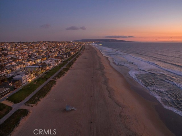 3416 The Strand, Manhattan Beach, California 90266, 5 Bedrooms Bedrooms, ,2 BathroomsBathrooms,Residential,Sold,The Strand,PV21016866