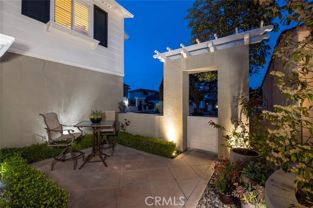 Image 3 for 19032 Poppy Hill Circle, Huntington Beach, CA 92648