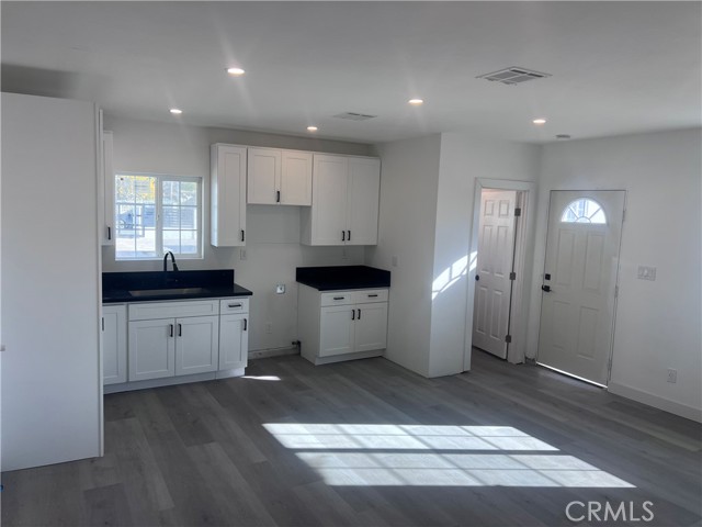 Detail Gallery Image 34 of 43 For 8035 Wilkinson, North Hollywood,  CA 91605 - 3 Beds | 1 Baths