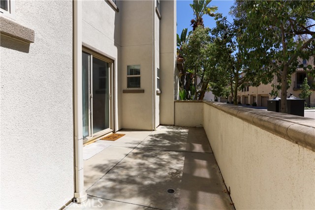 Detail Gallery Image 13 of 17 For 974 Sweetbriar Ln a,  Azusa,  CA 91702 - 3 Beds | 3 Baths
