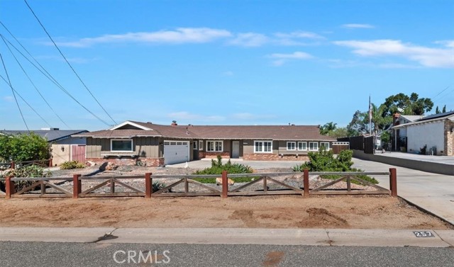 Detail Gallery Image 2 of 51 For 257 8th St, Norco,  CA 92860 - 3 Beds | 3 Baths