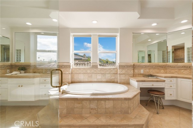 Detail Gallery Image 35 of 64 For 20112 via Cellini, Porter Ranch,  CA 91311 - 4 Beds | 4/1 Baths