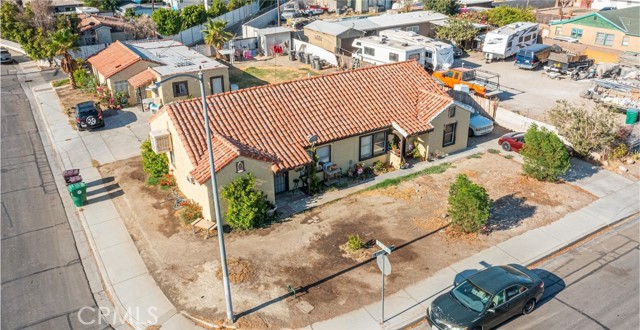 44547 Palm Street, Indio CA: https://media.crmls.org/medias/b963060d-d6e4-4e32-b821-f280de73f4d5.jpg