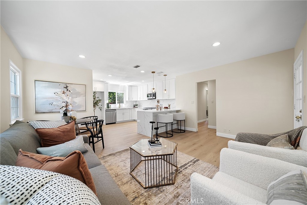 B9635c5e E8e0 46d9 A574 5380b02a5273