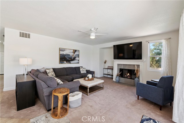 1732 Gamble Lane, Escondido CA: https://media.crmls.org/medias/b963d013-99e9-4ce5-93e3-bb486e03b917.jpg
