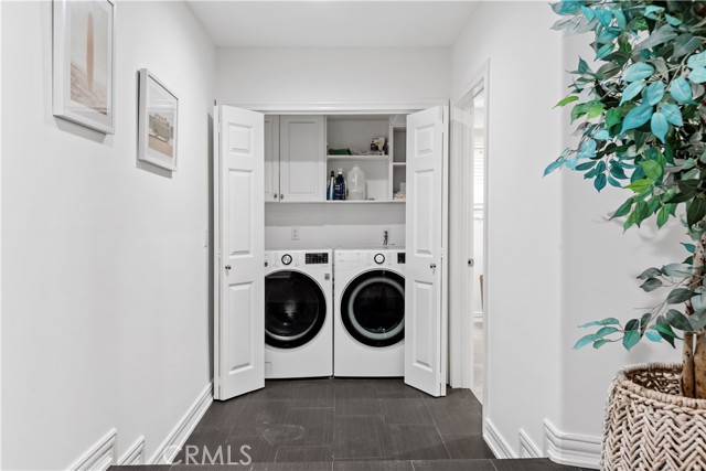 225 Rosecrans Place, Manhattan Beach, California 90266, 3 Bedrooms Bedrooms, ,3 BathroomsBathrooms,Residential,Sold,Rosecrans,SB23067054