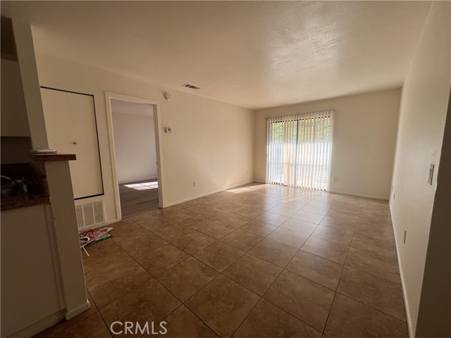 Detail Gallery Image 3 of 12 For 1265 Kendall #1714,  San Bernardino,  CA 92407 - 2 Beds | 2 Baths
