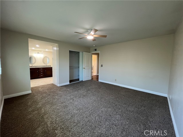 19241 Nashville Street, Northridge CA: https://media.crmls.org/medias/b965527f-43f1-44f2-adaa-66cb0f868f42.jpg