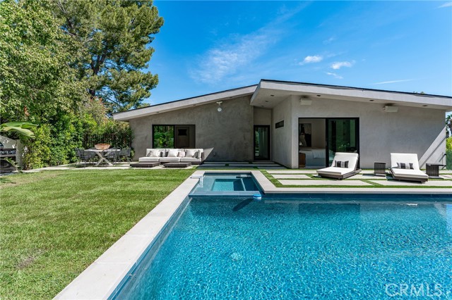 Detail Gallery Image 58 of 65 For 22268 Avenue San Luis, Woodland Hills,  CA 91364 - 5 Beds | 5/1 Baths