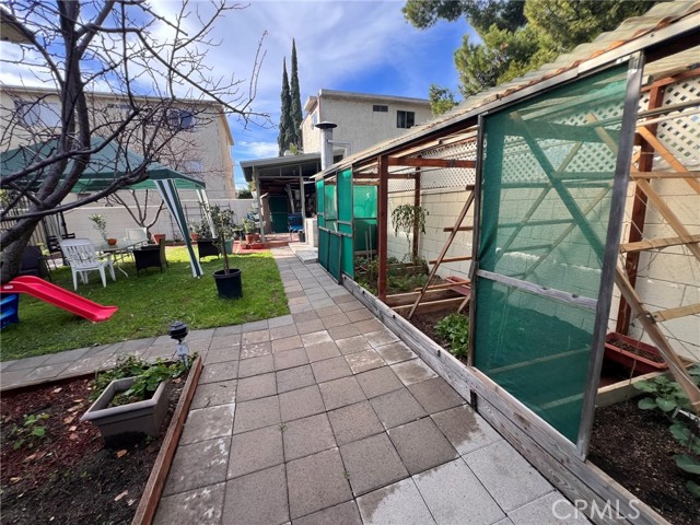 Detail Gallery Image 45 of 49 For 13243 Vanowen #2,  North Hollywood,  CA 91605 - 2 Beds | 3 Baths