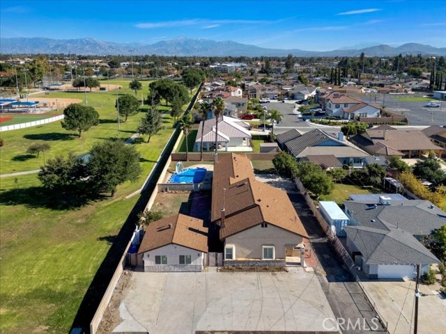Detail Gallery Image 44 of 56 For 9607 Cypress, Fontana,  CA 92335 - 5 Beds | 5 Baths