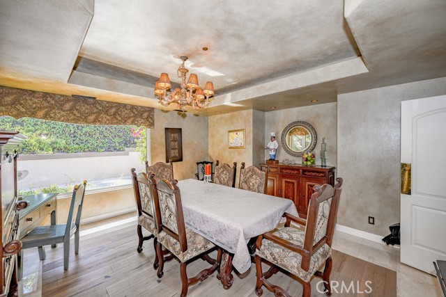 Detail Gallery Image 19 of 63 For 371 Donlin Ln, Newbury Park,  CA 91320 - 4 Beds | 3/1 Baths