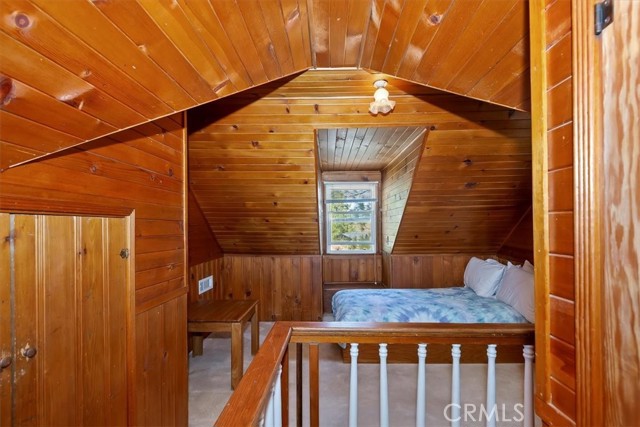 Detail Gallery Image 28 of 30 For 681 Chipmunk Ln, Big Bear Lake,  CA 92315 - 5 Beds | 3 Baths