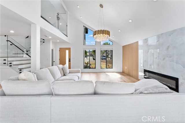 1290 N Tippetts Lane, Anaheim CA: https://media.crmls.org/medias/b9692021-8af6-4689-a458-b01715b9d7aa.jpg