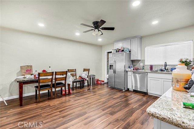 Detail Gallery Image 15 of 43 For 24110 Avenue 14, Madera,  CA 93637 - – Beds | – Baths