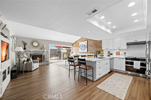 Detail Gallery Image 12 of 45 For 11088 Blue Allium Ave, Fountain Valley,  CA 92708 - 5 Beds | 3 Baths