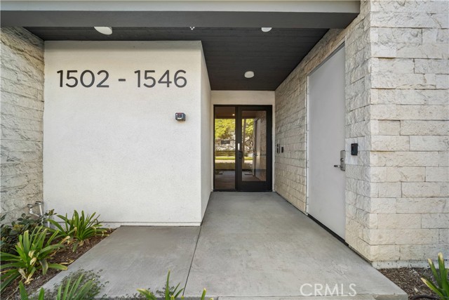 1514 Urbana, Anaheim CA: https://media.crmls.org/medias/b96cad53-e89a-4014-9b1e-fe60d86a8ea1.jpg