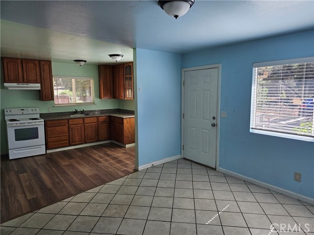 3172 16th Street, Clearlake CA: https://media.crmls.org/medias/b96d4d96-3bea-47f4-92f1-76142f0ab5d4.jpg