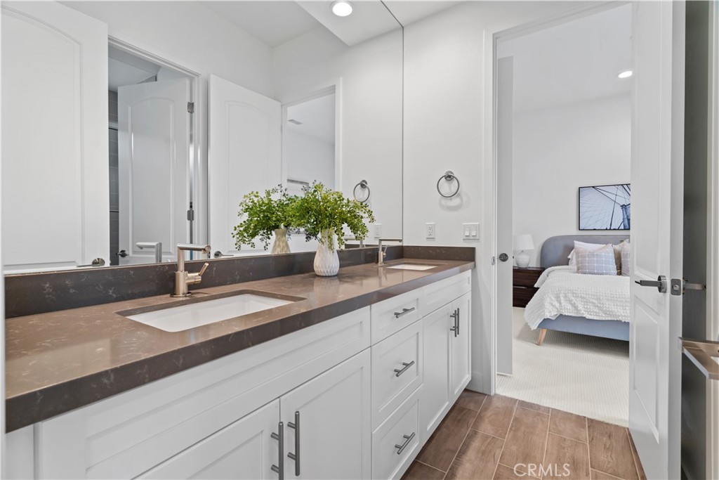 MLS #WS25167538 image #20