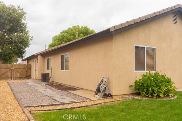 Detail Gallery Image 37 of 48 For 980 Creston Way, Beaumont,  CA 92223 - 4 Beds | 2 Baths