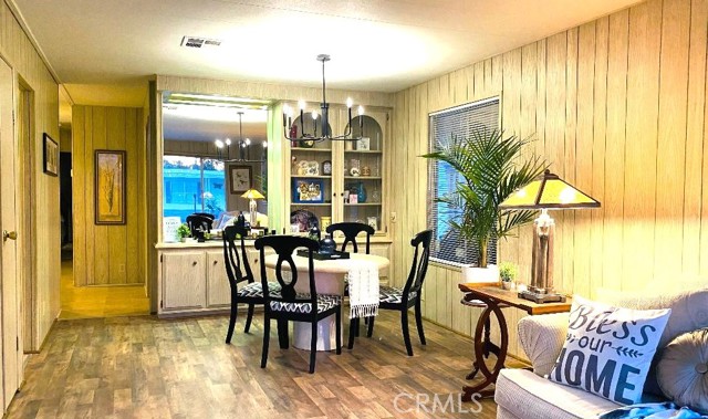 720 Santo Tomas Drive, Hemet CA: https://media.crmls.org/medias/b96dec46-c25e-48c4-926f-2cf3463dbdd9.jpg