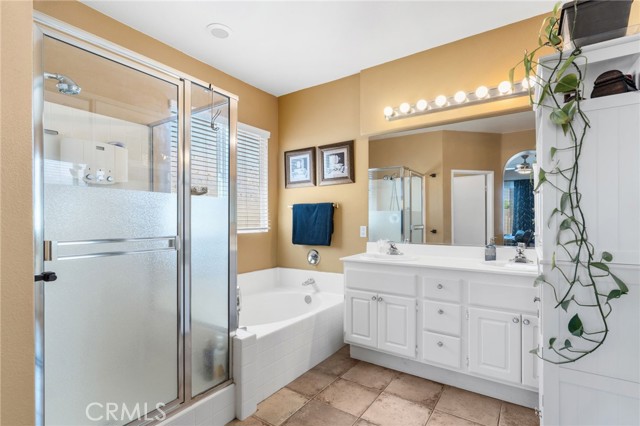 31960 Hollyhock Street, Lake Elsinore CA: https://media.crmls.org/medias/b96dfed9-3842-45c2-b182-bb2ccf104fa7.jpg