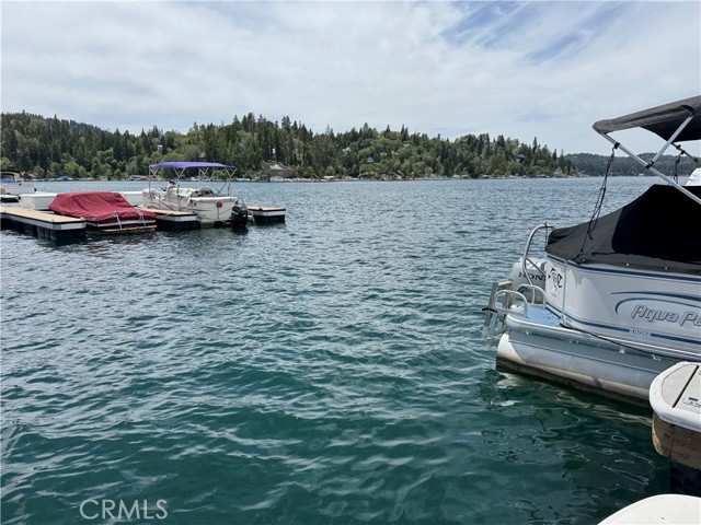 3 Dam Slip 17, Lake Arrowhead CA: https://media.crmls.org/medias/b96e4d16-b0b3-4602-beb4-a234d2383f65.jpg