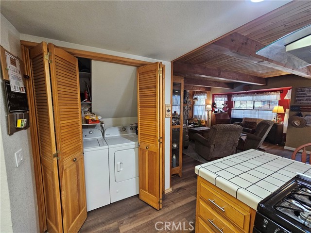 Detail Gallery Image 16 of 36 For 2020 Mahogany Ln, Big Bear City,  CA 92314 - 3 Beds | 2 Baths